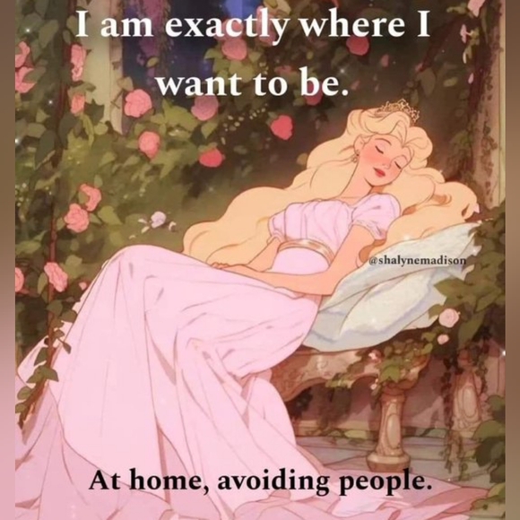 Meet your Posher, Emily - Picture 10 of 15